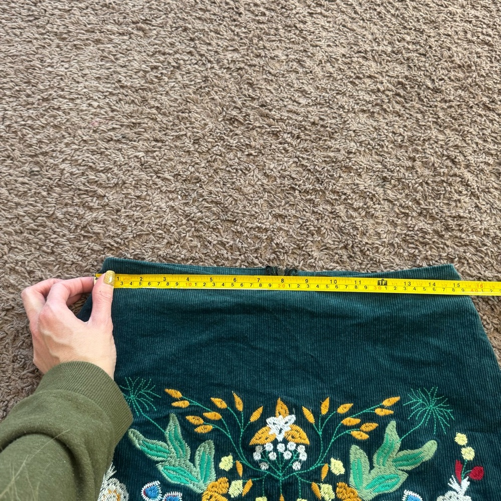 Simplee Dark Green Corduroy Floral Embroidered Mini Skirt Bohemian Artsy XL 30in - Picture 6 of 8